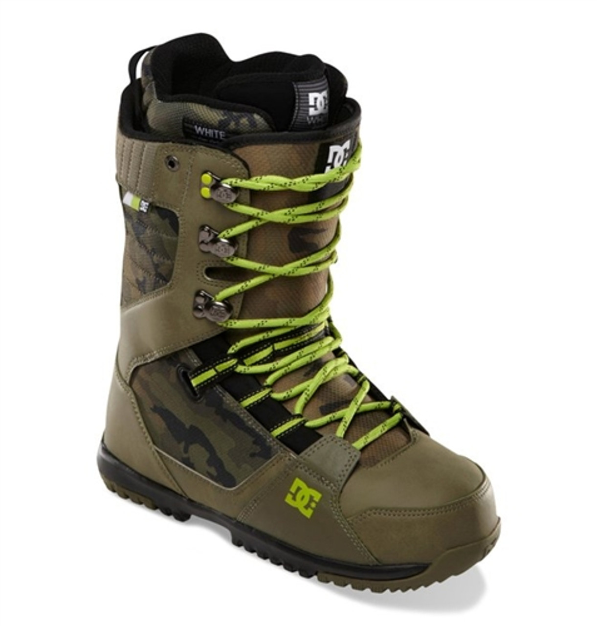 DC Mutiny Snowboard Boots Camo