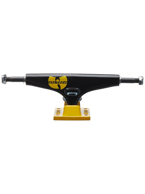 Krux WuTang Trucks Black 8.25 Set