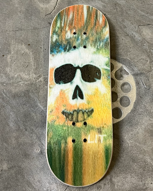 LIT Skull Chillin Deck Green Stain 34x98 High
