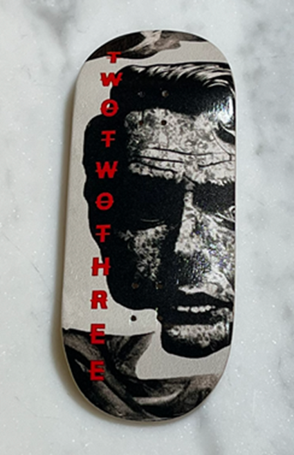 223 Ol Timer Fingerboard Deck Black White 38.5x99 OG Med