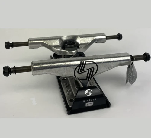 Silver M-Hollow Skateboard Trucks Set Silver Black 8.0