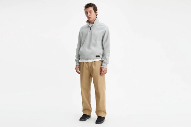 levis skate pleated