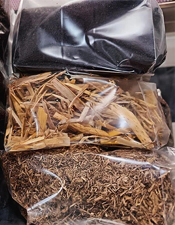 Coco Coir, golden straw and CVG mix with straw