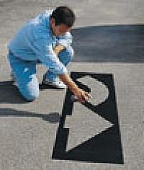 CH Hanson 12436 Straight Arrow Symbol - 20'' long Parking Lot Stencil