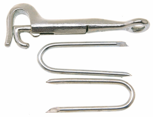 Campbell B7606601 4" Gatehook with (2) Steel Staples, Reverse Eye, Malleable, 1 per Bag