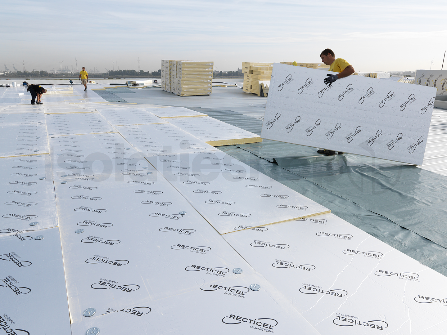 PIR 2-zijdig Aluminium 1200x600x100mm Rd:4.54 5pl/pak (=3,60 m²)