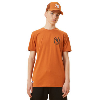 New Era Men's  MLB Left Chest Team Logo T-Shirt ~ "New York Yankees" brown
