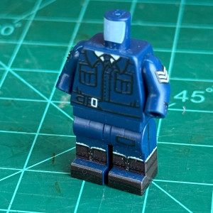 Brickmania WWII British Airman - Incomplete