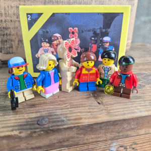 Chaos Customs - Sci-fi Schoolchldren