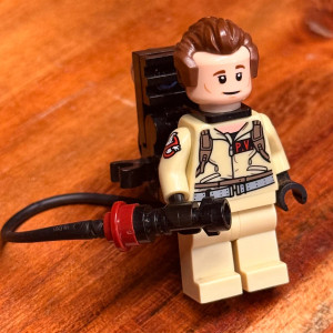 Dr. Peter Venkman - Printed Arms Dim016