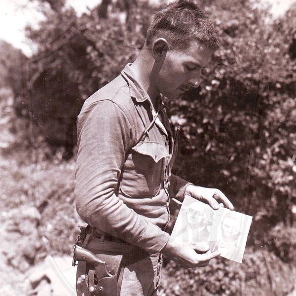 WWII US Marine Officer - Okinawa 1945