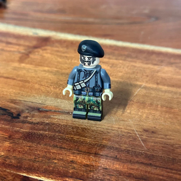 Brickmania Falklands War Argentine Commando