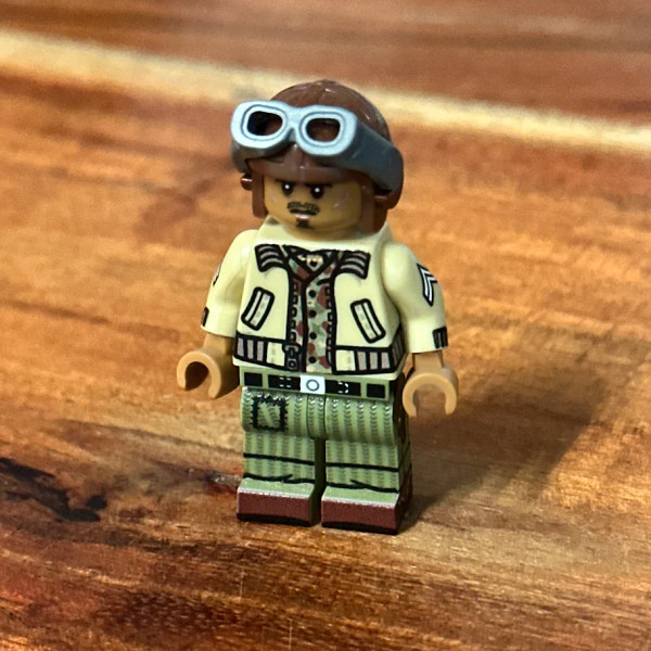 Brickmania Hollywood Add on kit exclusive - Gordo