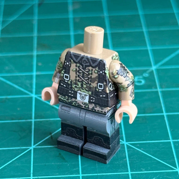 Brickmania WWII German Kursk Soldier - Incomplete