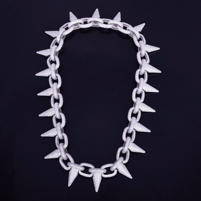 Punk style Hip-Hop Rivet Choker Reveal You To Be The Real Man!
