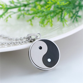 Black White No Fade Stainless Steel Yin Yang Pendant Chain Necklace