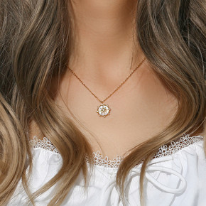 Ladies Natural Shell North Star 18k Gold Waterproof Stainless Steel Pendant Necklace