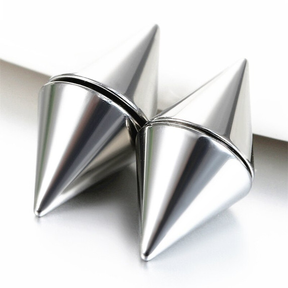 Magnetic Stainless Steel Spike Rivet Magnet Non Piercing Street Wear Earrings