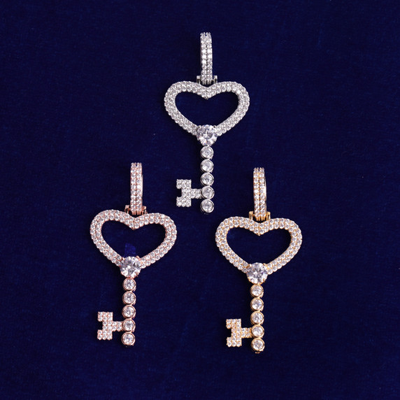 [GET ME BLING] 韓国☆925Silver☆Bold Heart Necklace GET ME BLING] 韓国☆925Silver☆Bold Heart Necklace
