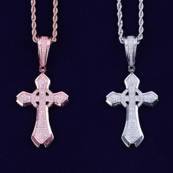 Circle Cross | VVS Diamond CZ Iced Blinged Out Hip Hop Prong Set Cross Pendant