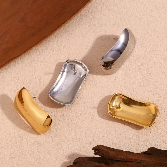 18k Gold Stainless Steel Simplified Fancy Gal Large Glossy Rectangular Stud Earrings