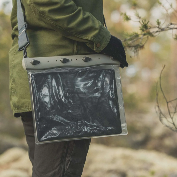 Waterproof Tablet Case (12.9 inch screen) with Foam Insert - AQ671F Waterproof Tablet Case (12.9 inch screen) with Foam Insert - AQ671F