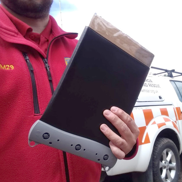 Waterproof Tablet Case (9.7-10.5 inch screen) Waterproof Tablet Case (9.7-10.5 inch screen)