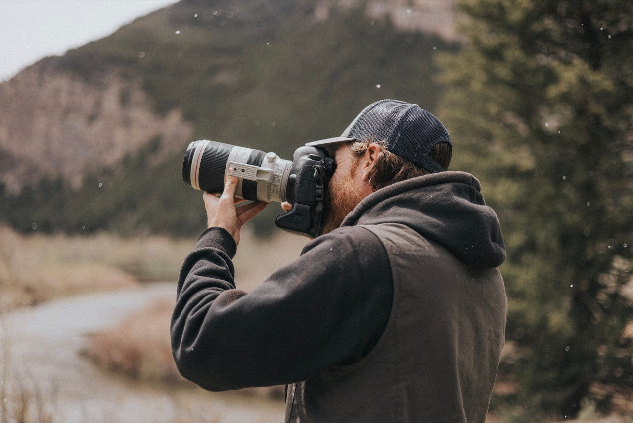 AMERICA, IN ALL ITS DIRT AND SPLENDOR