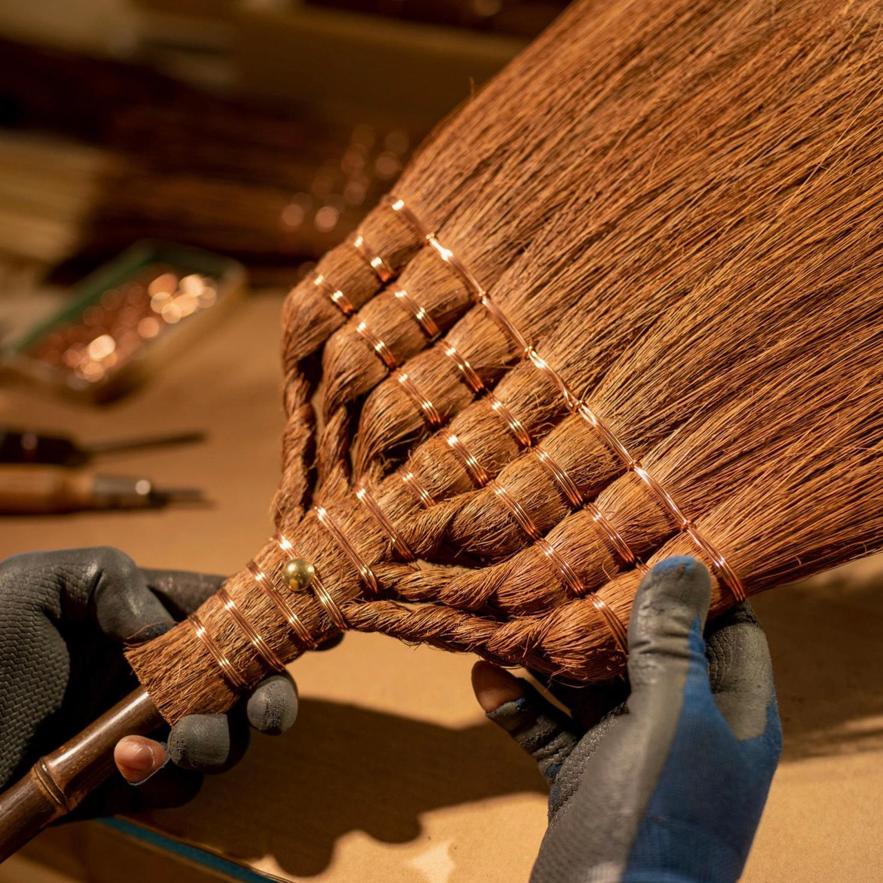 Japanese Palm Brooms − Kane'ichi