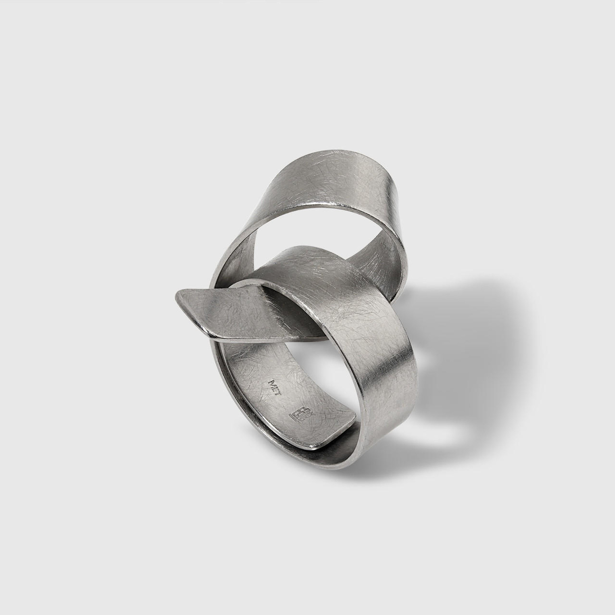 Twist and Fold Ring, Stainless Steel Mysterium Collection elk & HAMMER