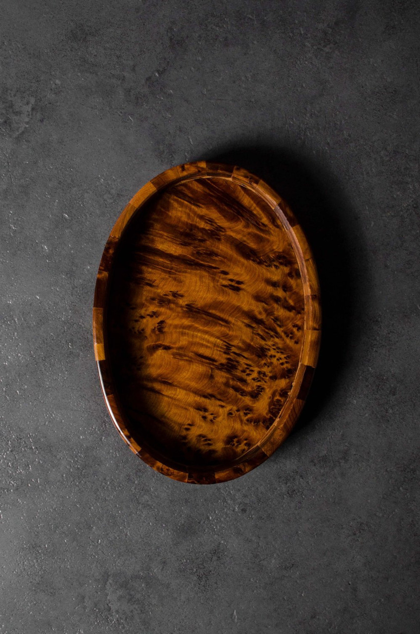 Maison Atlas Oval Tray in Thuya Wood 