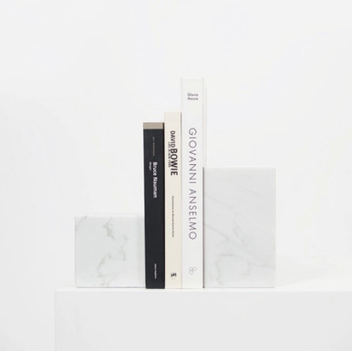 Bianco Carrara Marble Asymmetric Book Ends | Black Sheep White