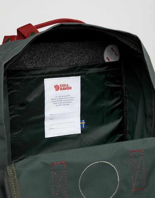 Fjallraven Kanken backpack in forest green with contrast straps 16l