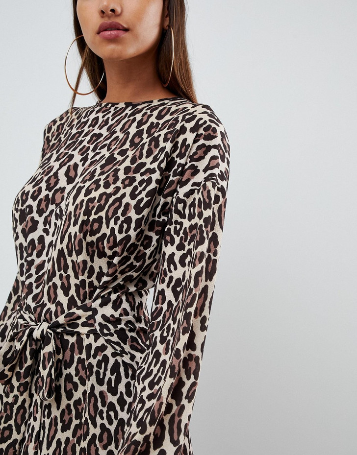 PrettyLittleThing tie waist dress in leopard Dress