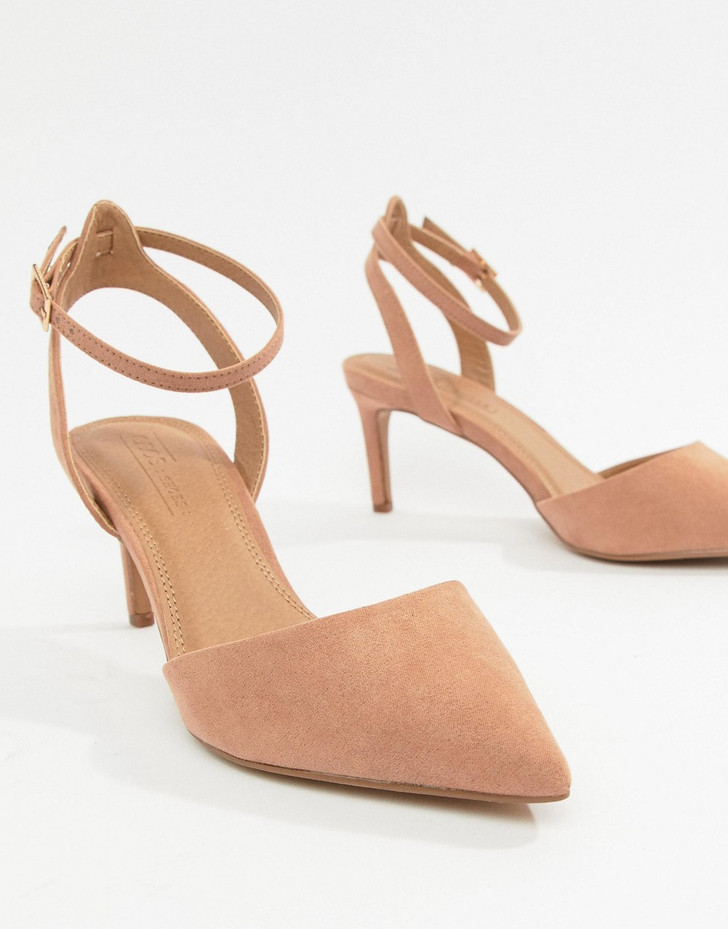 Subtle Pointed Heels