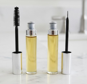 2 Pack Vegan Pure Organic Jamaican Black Castor Oil Eyelash Serum in Eyeliner Tube and Mascara Tube 2 Pack Vegan Pure Organic Jamaican Black Castor Oil Eyelash Serum in Eyeliner Tube and Mascara Tube