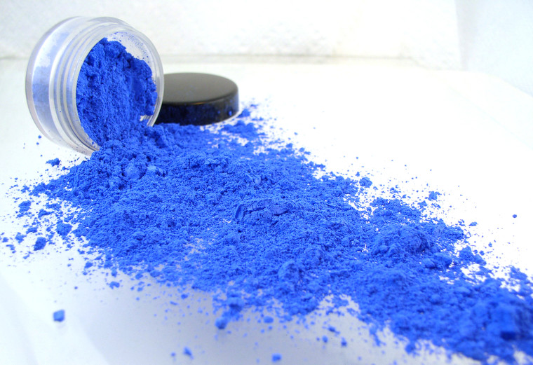 Vegan Mineral Eyeshadow - Electric Blue