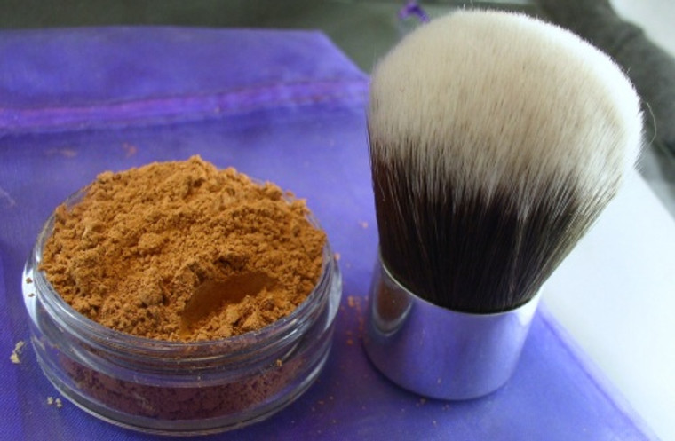 Vegan 20 Gram Sifter Lid Jar of Mineral Foundation and vegan Synthetic Kabuki Brush