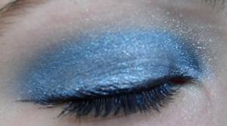 Pressed Vegan Mineral Eyeshadow - Snow Flake Blue