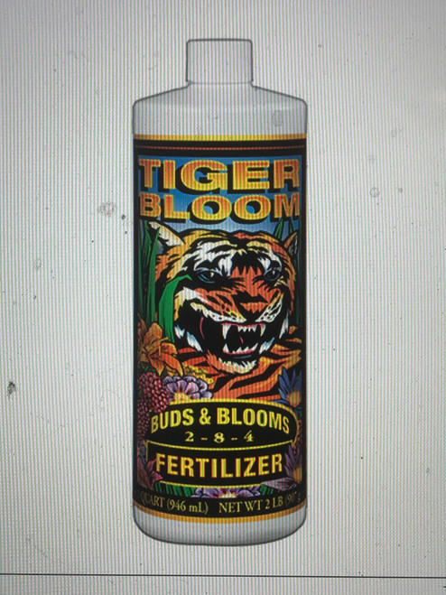 FoxFarm Tiger Bloom is a phosphorus fertilizer that contains nitrogen to support vigorous growth. It is formulated with a low pH to maintain stability in storage and keep micronutrients available. Tiger Bloom can be used for both hydroponic and soil applications.  Tiger Bloom is designed to encourage abundant fruit, flower, and multiple bud development. Use Tiger Bloom at the first signs of flowering through harvest.

Garden tip: Use Tiger Bloom at the first sign of flowering at the rate of 2-3 teaspoons per gallon of water. It can also be used as a foliar fertilizer; just apply it to both sides of leaves early in the morning.