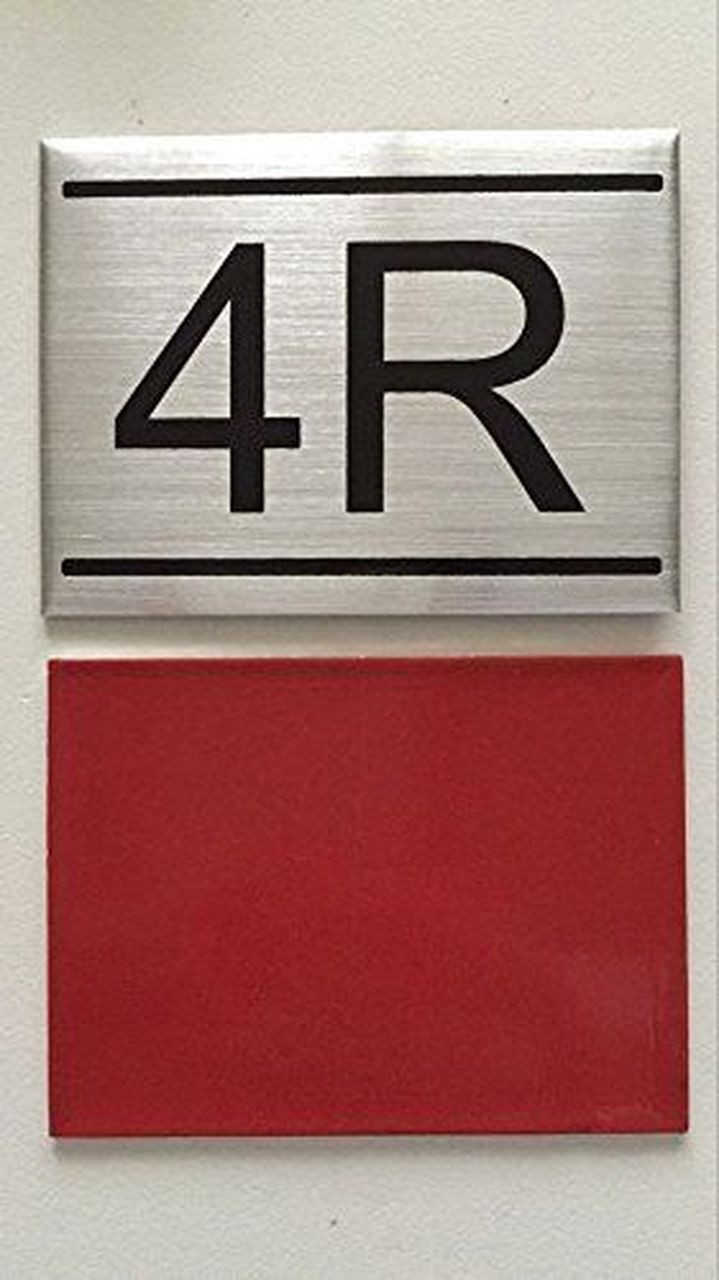 APARTMENT NUMBER SIGN -4R -BRUSHED ALUMINUM (2.25X3, Aluminium))