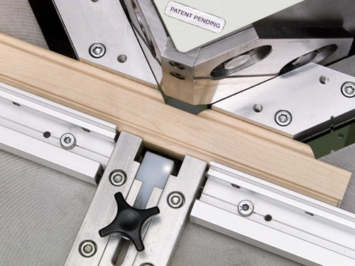 MORSO NXLEH electro-hydraulic beaded face-frame notching machine