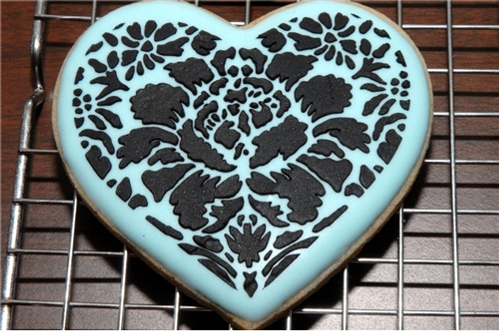 Swirl Valentine Heart Cookie and Cupcake Stencil Set