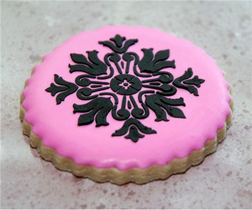 Single Rosette Medallion Cake Stencil