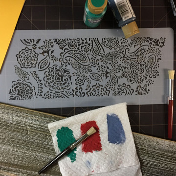 Ted Scutti's Intricate Paisley Cake Stencil Side