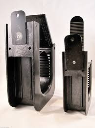 Cable Hanger 2in opening with Nail Plate - CH-200-P