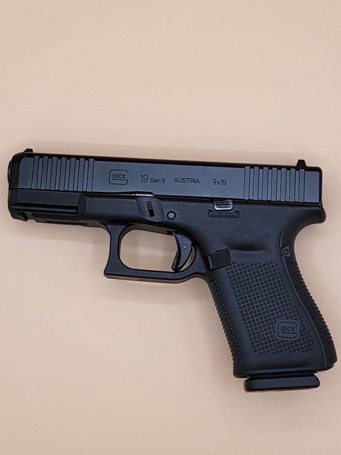 Glock G19 9MM G5 UC