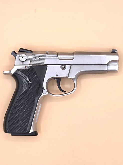 Smith & Wesson 5906 9MM UNB