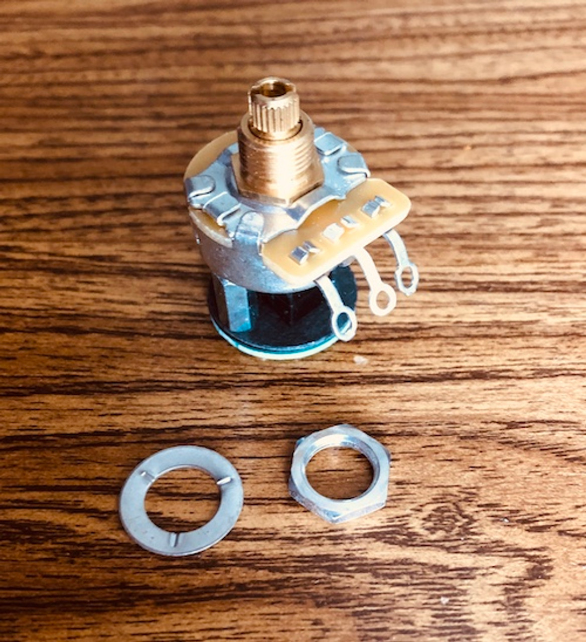 Fender Dual 500k/250k Split Shaft Potentiometer