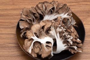 Local Maitake Mushrooms - 8 oz